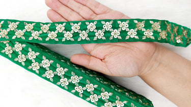 Velvet Fabric Saree Border Trim Floral Embroidered Sequins Trim Indian Sari Border, Sequin Trimming, Sequinned Lace